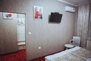 Отель Magnum Берегово Стандартный двухместный номер с 2 отдельными кроватями-3